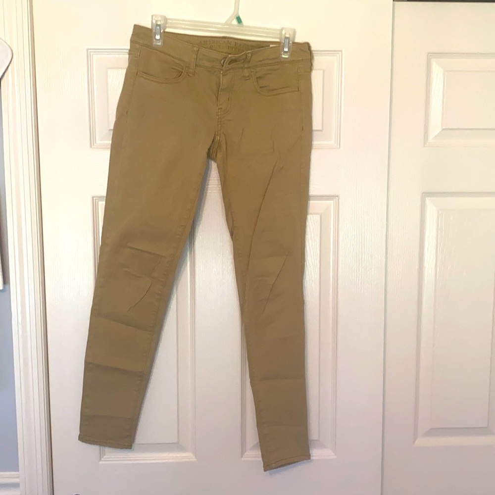 American Eagle Khaki Jeggings